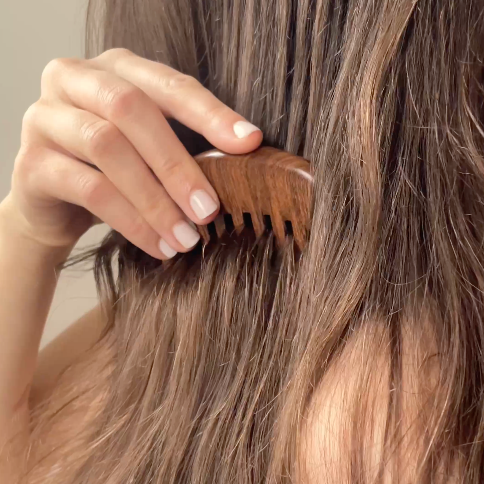 Hair Oil vs Hair Serum: What's Actually the Difference?